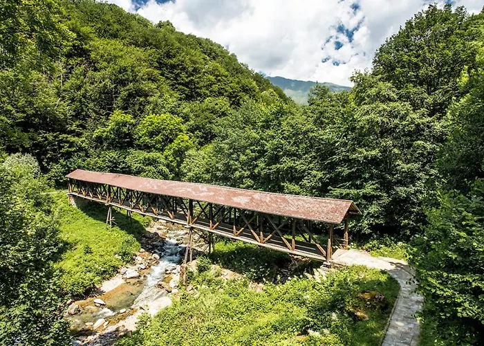 לינה וארוחת בוקר Val Colla